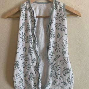 OOFOS Kids Pajamas Sleep Sack - White and Green